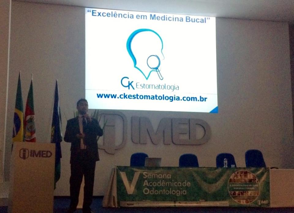 Professor da CK Estomatologia apresentou palestra em Semana Acadêmica Universitária no Rio Grande do Sul